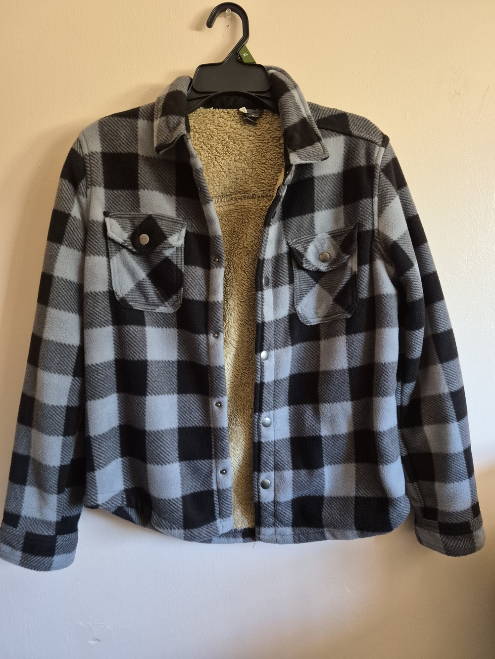 Boys Black & Light Gray Plaid Sherpa-Lined Shacket Size 14/16